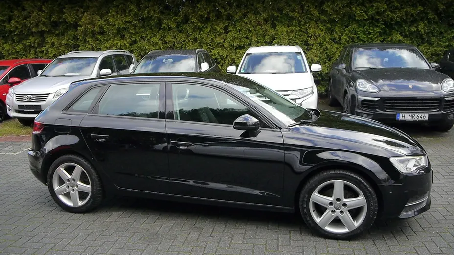 AUDI A3 -