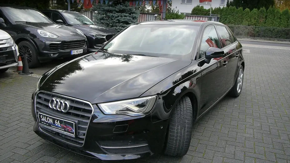AUDI A3 -