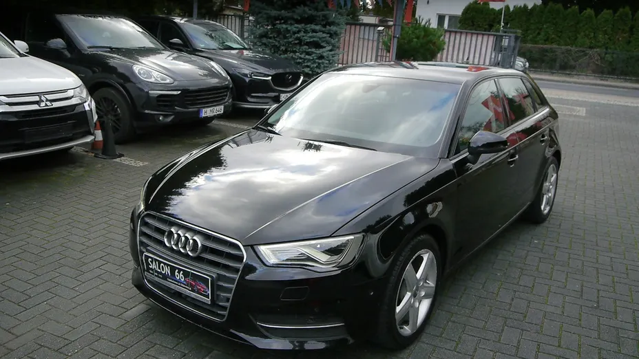 AUDI A3 -