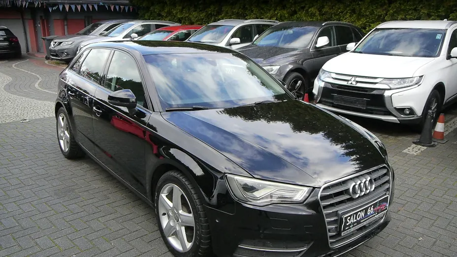 AUDI A3 -