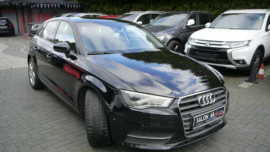 AUDI A3 -