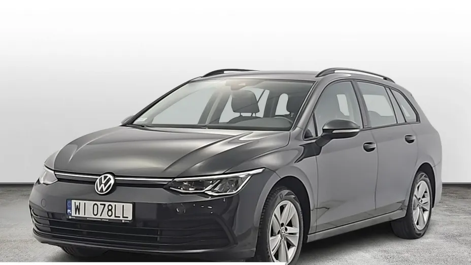 VOLKSWAGEN Golf -