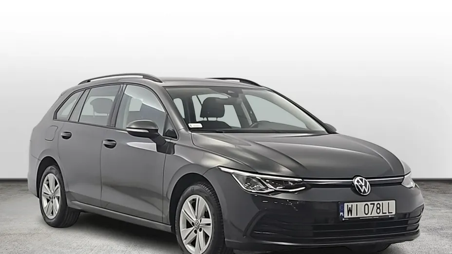VOLKSWAGEN Golf -
