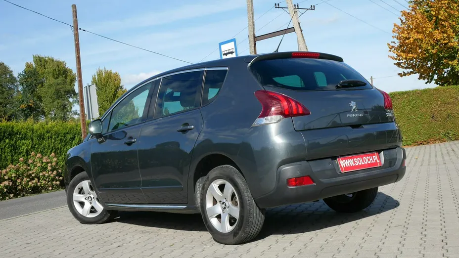 PEUGEOT 3008 -