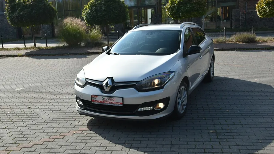RENAULT Megane -