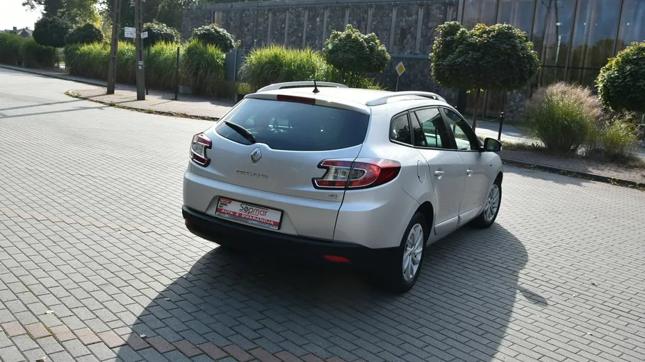 RENAULT Megane -