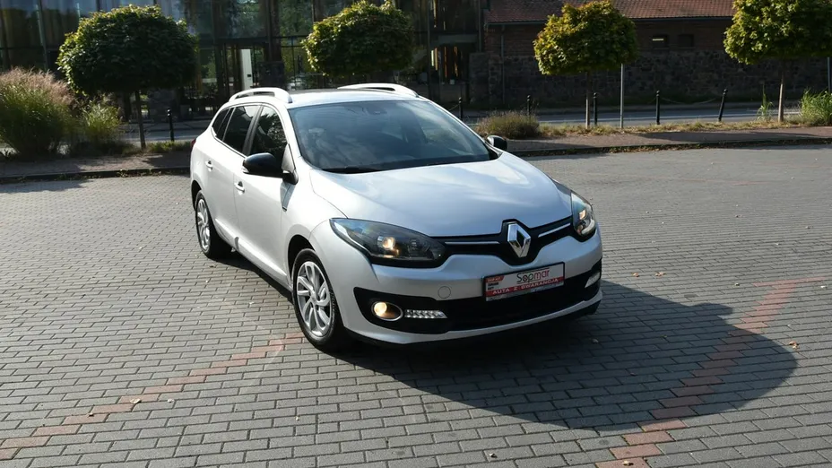 RENAULT Megane -