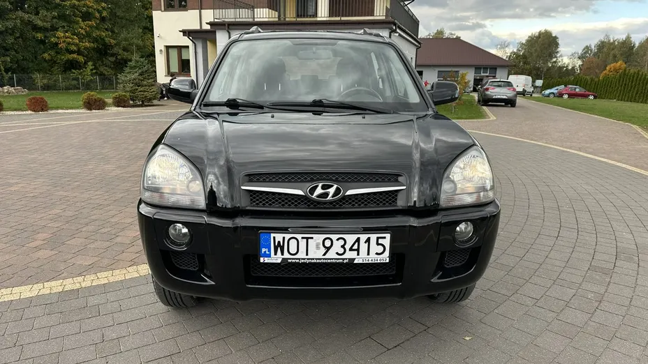 HYUNDAI Tucson -