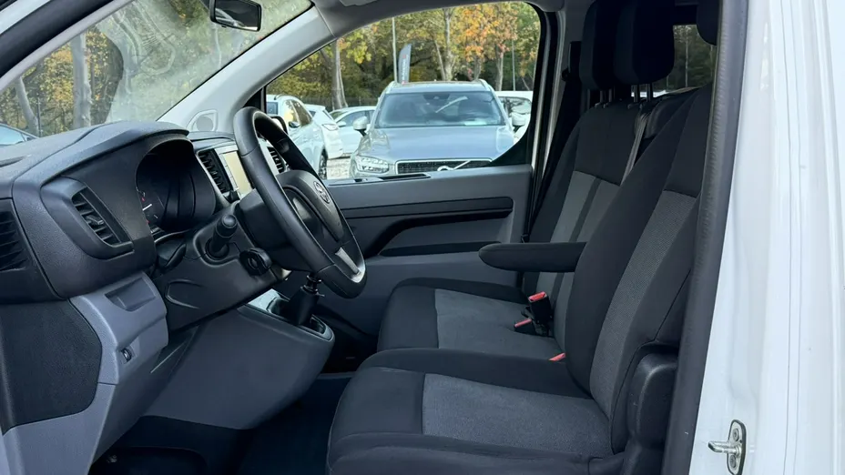 TOYOTA Proace Verso -