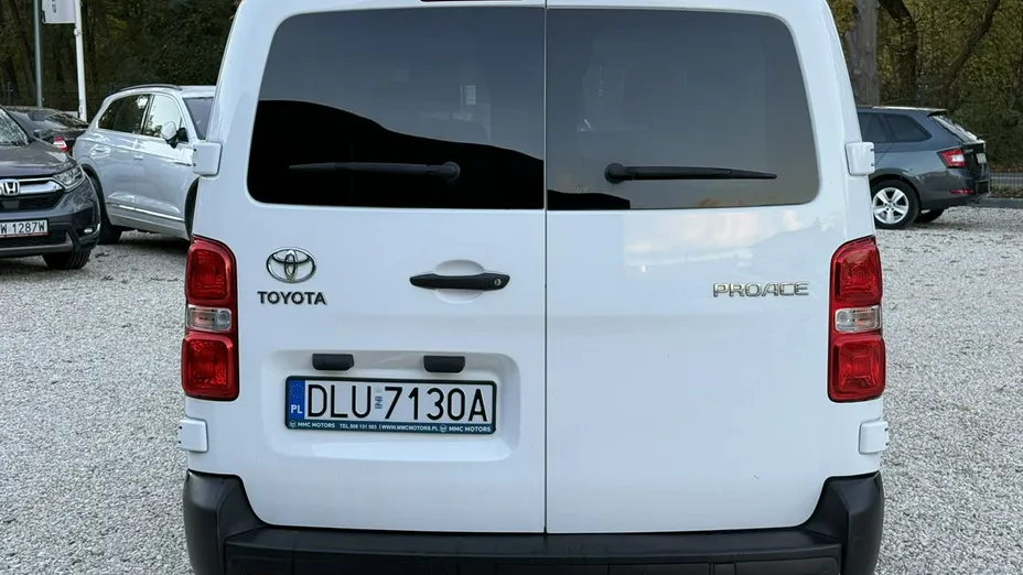 TOYOTA Proace Verso -