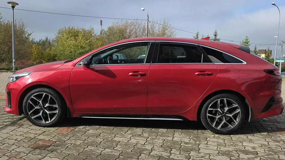 KIA ProCeed -
