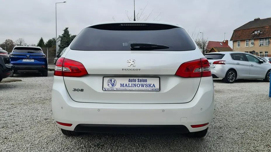 PEUGEOT 308 -