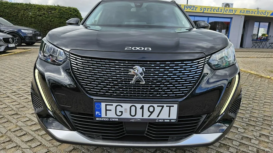 PEUGEOT 2008 -
