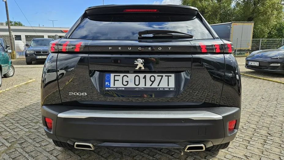 PEUGEOT 2008 -