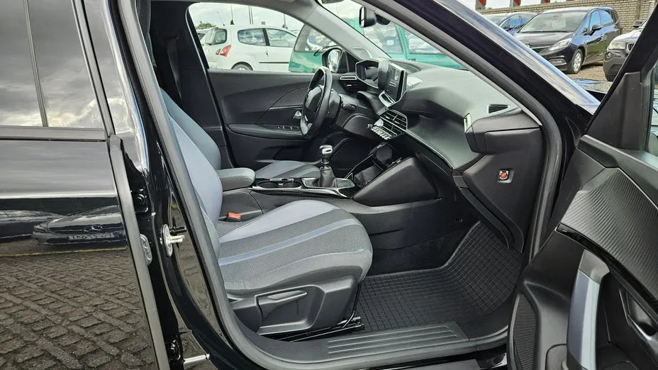 PEUGEOT 2008 -