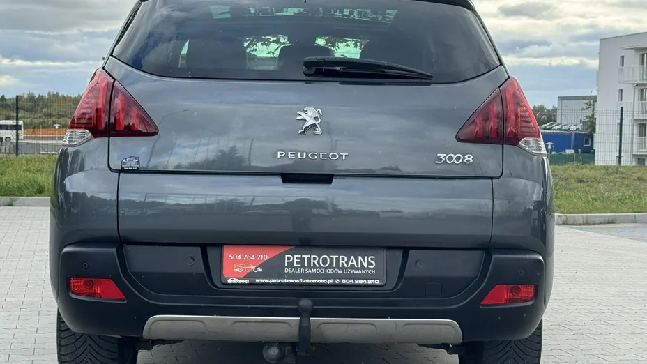 PEUGEOT 3008 -