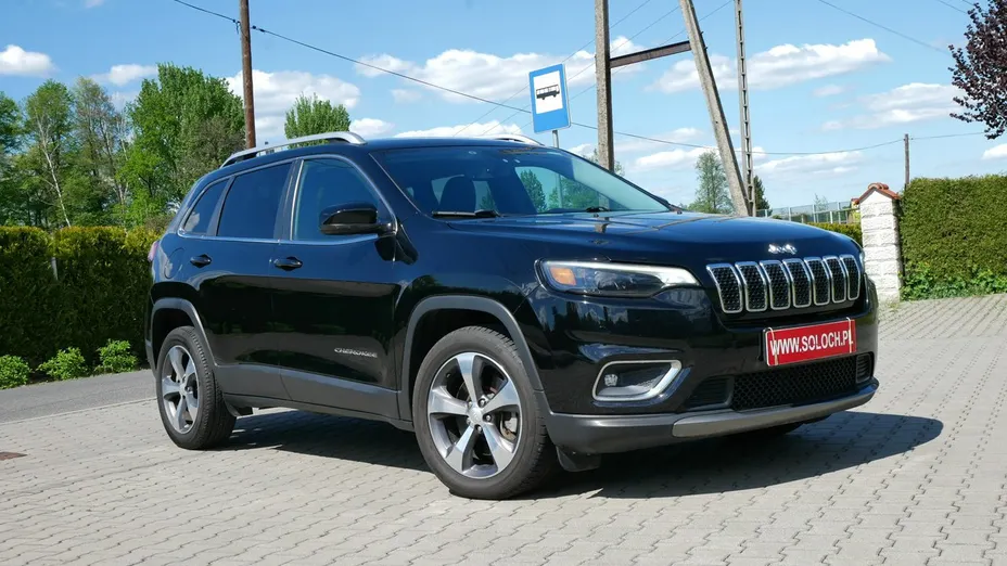 JEEP Cherokee -