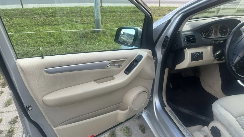 MERCEDES-BENZ B Klasa -