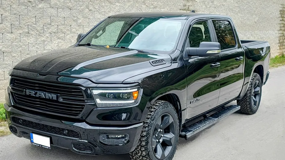RAM 1500 -