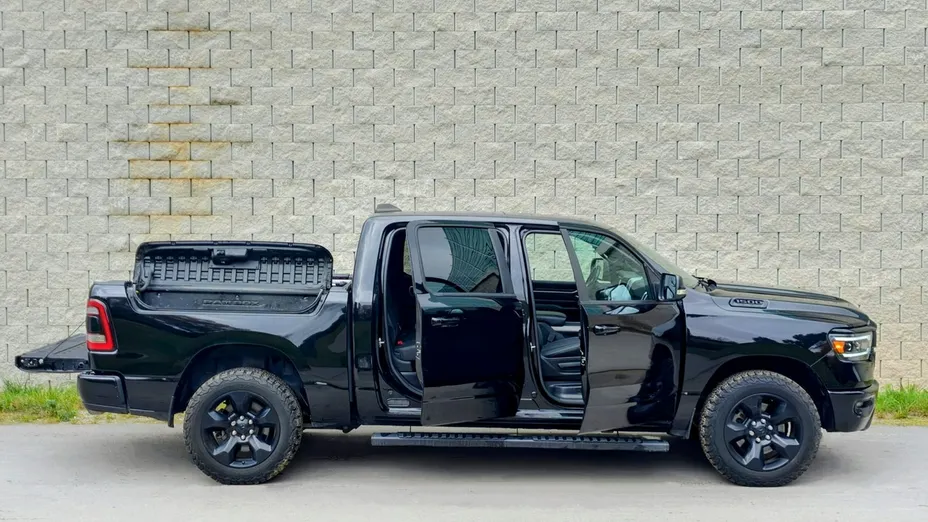 RAM 1500 -