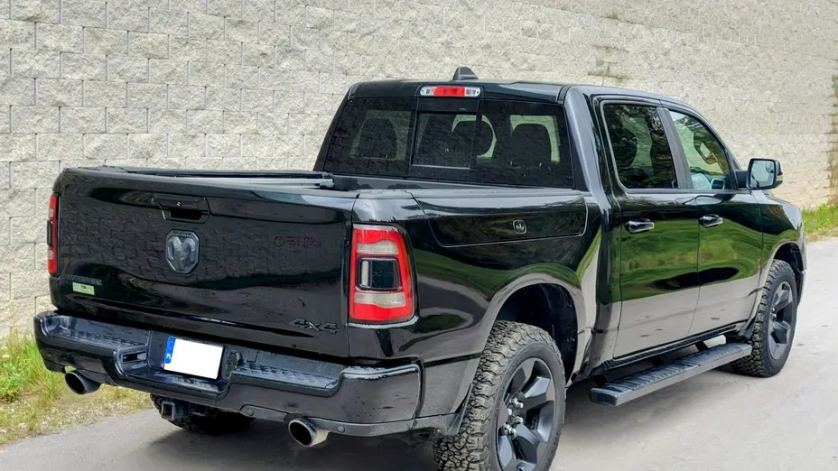 RAM 1500 -