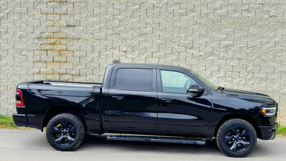 RAM 1500 -