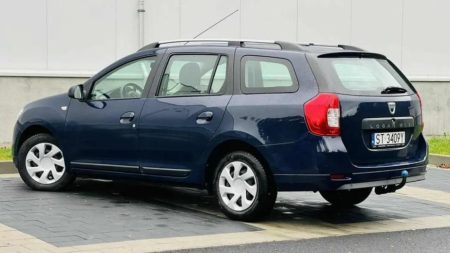 DACIA Logan -