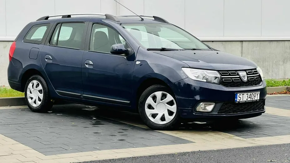 DACIA Logan -