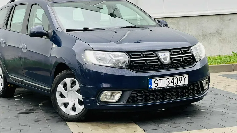 DACIA Logan -