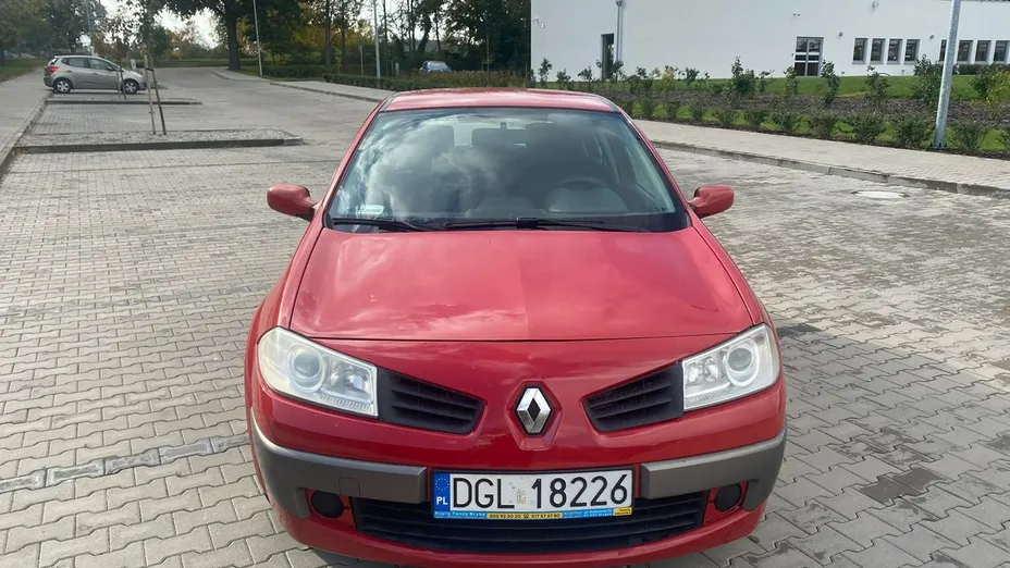 RENAULT Megane -