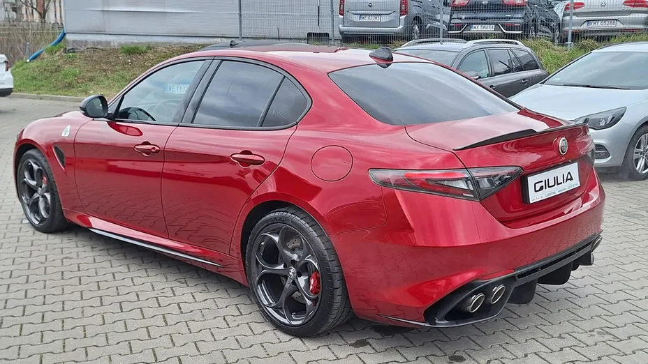 ALFA ROMEO Giulia -