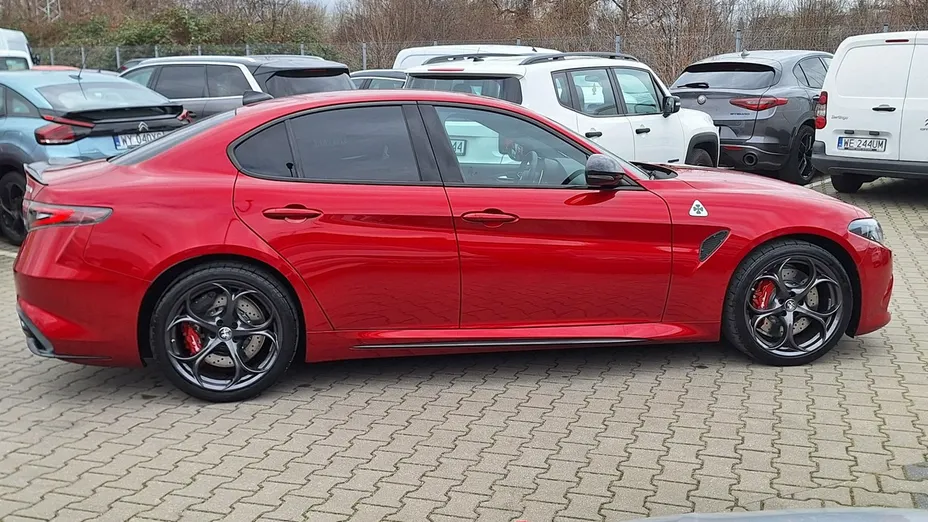 ALFA ROMEO Giulia -