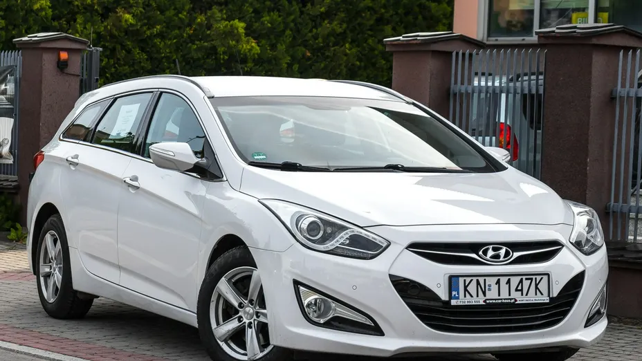 HYUNDAI i40 -
