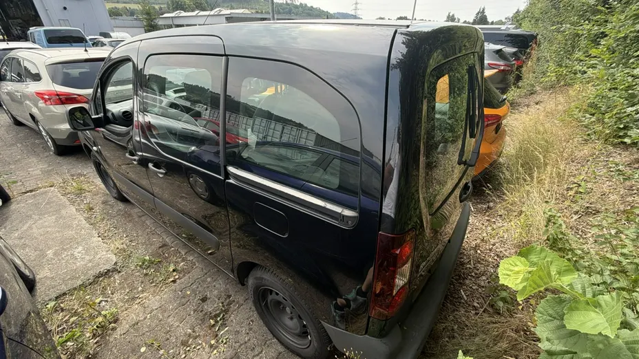 PEUGEOT Partner -