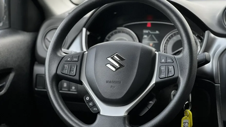 SUZUKI Vitara -