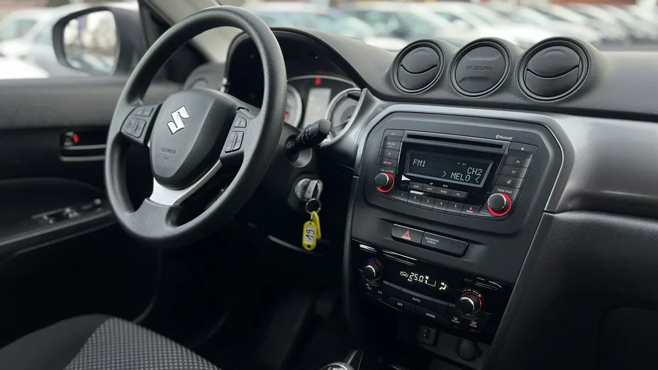 SUZUKI Vitara -