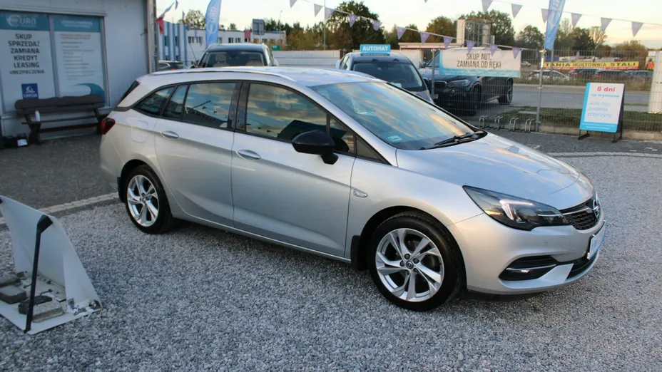 OPEL Astra -