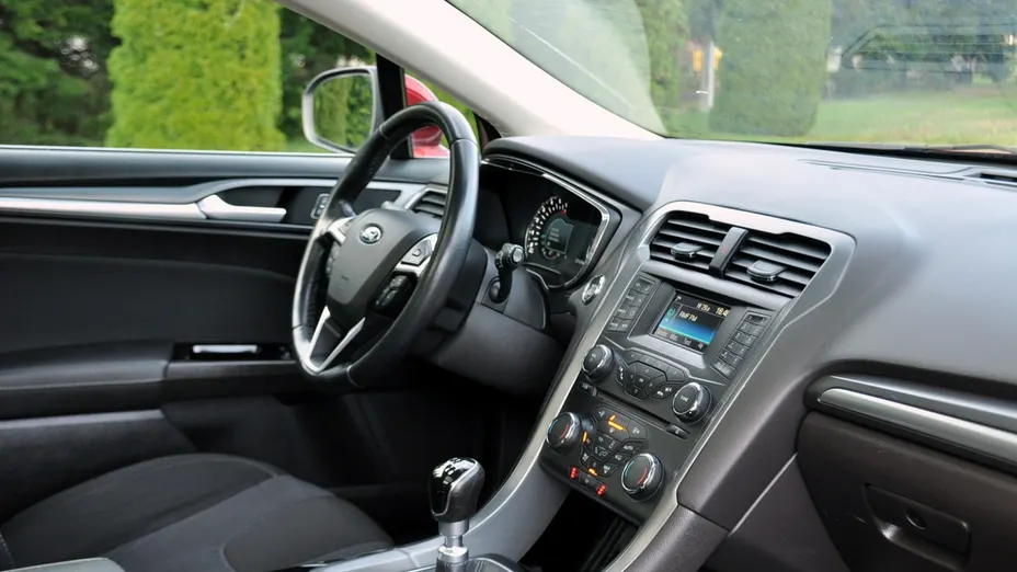 FORD Mondeo -