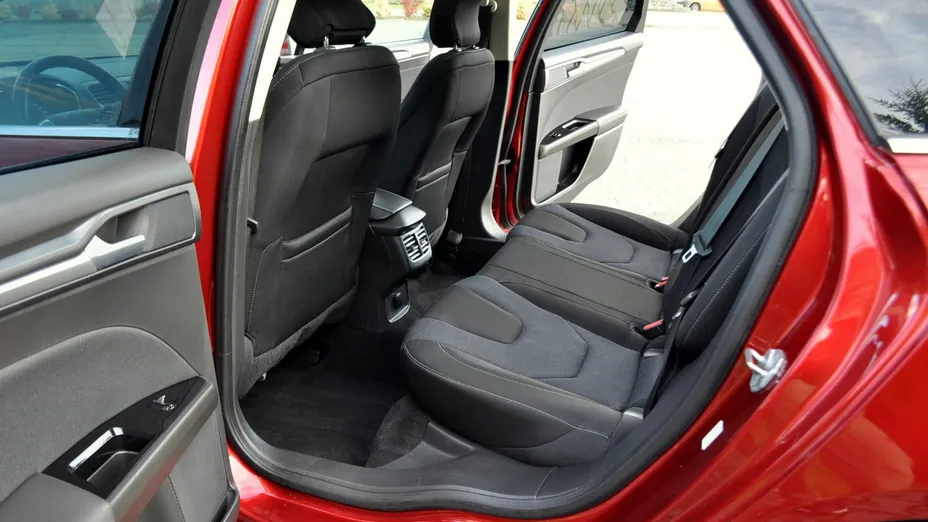 FORD Mondeo -