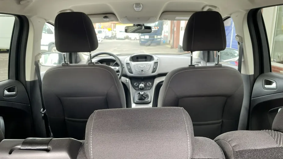 FORD Kuga -
