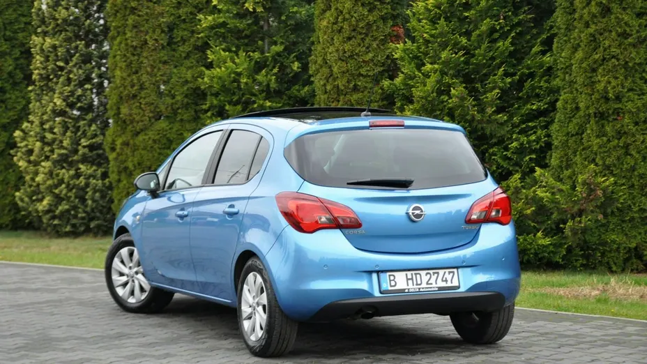 OPEL Corsa -