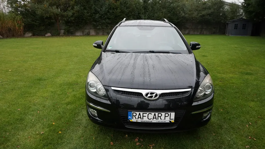 HYUNDAI i30 -