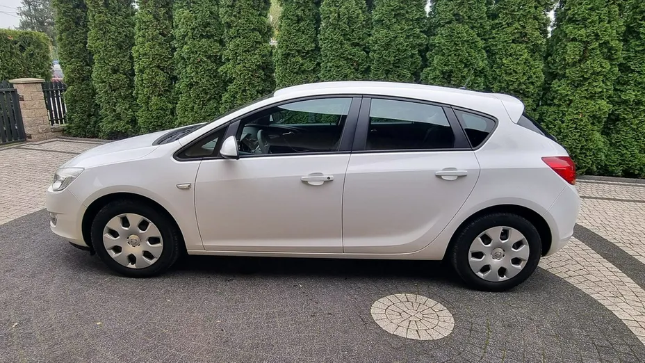 OPEL Astra -