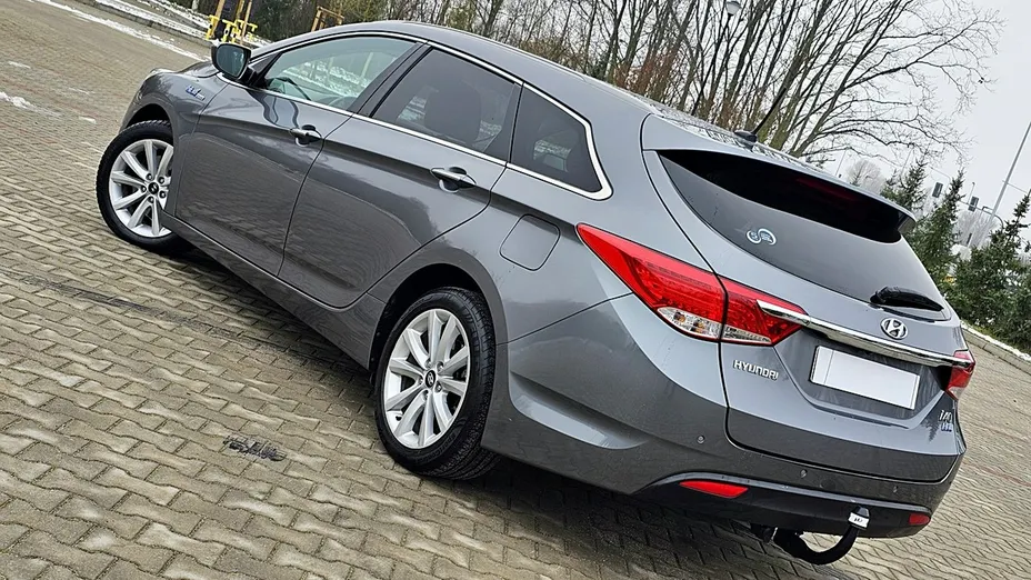 HYUNDAI i40 -