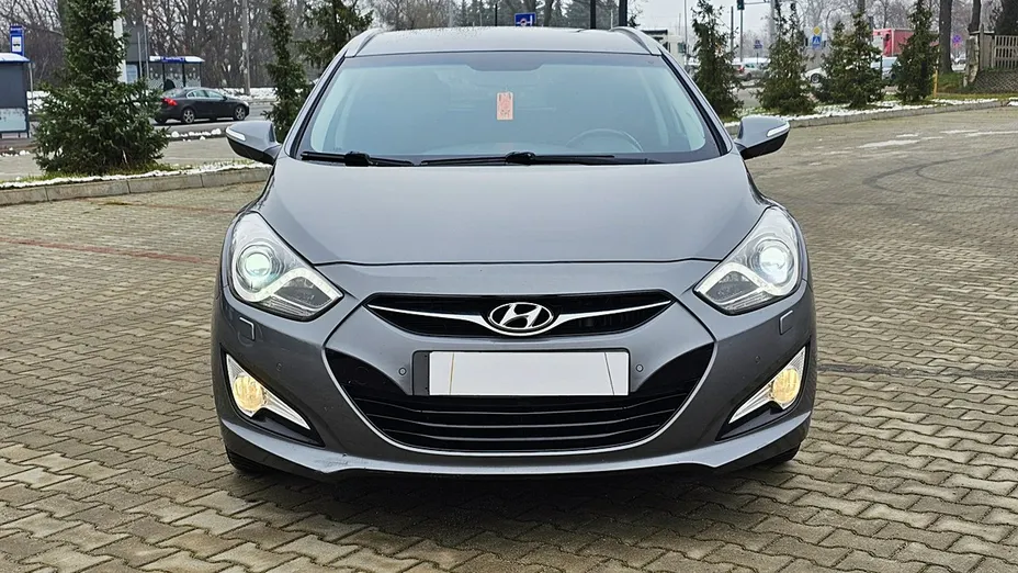 HYUNDAI i40 -