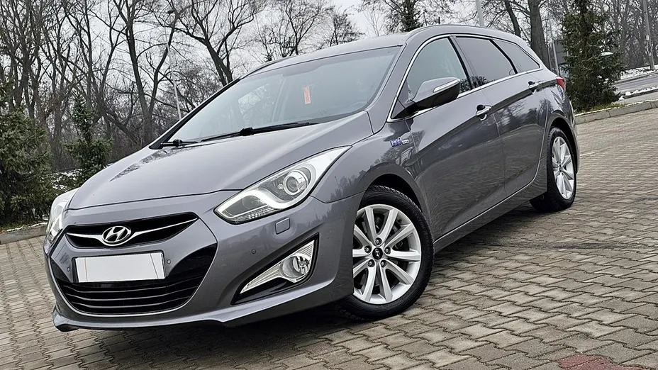 HYUNDAI i40 -