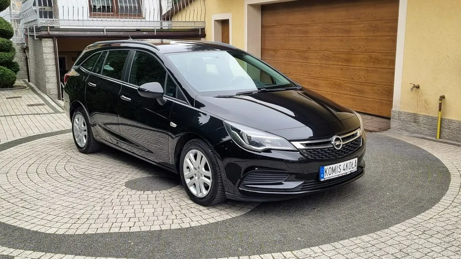OPEL Astra -