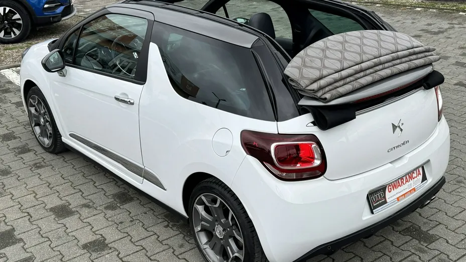 CITROEN DS3 -