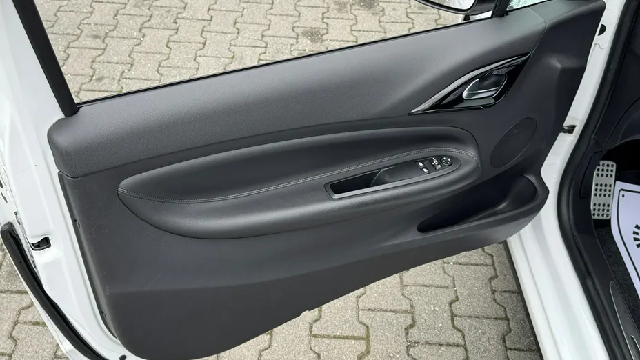 CITROEN DS3 -