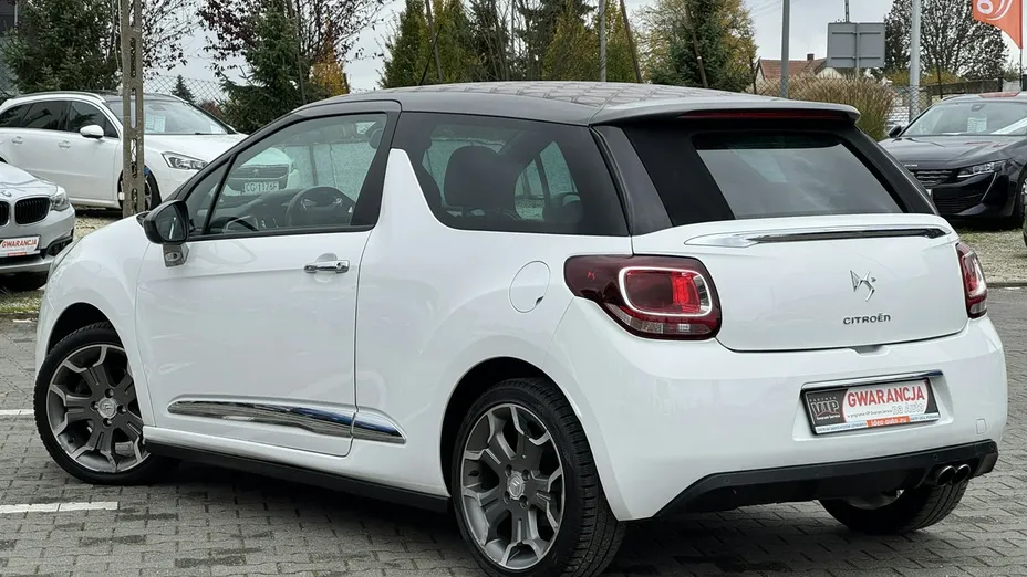 CITROEN DS3 -